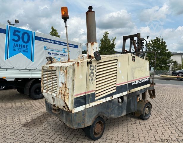 Asphalt mixing plant ABG Procut 500 mit Förderband