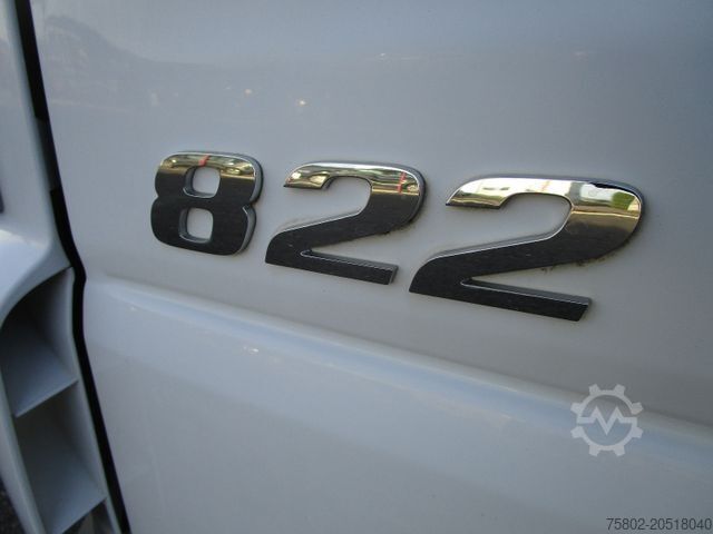 Tipper van MERCEDES-BENZ Atego 822K*Kipper+Ladekran+2xAHK+Modell.2014*