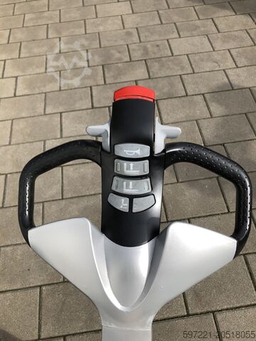 Palettenstapler Still EXV 12i Triplexmast Initalhub