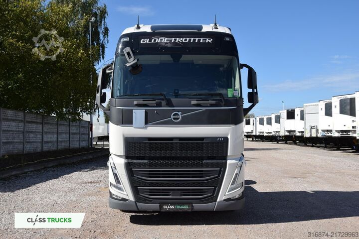 Standard tractor unit VOLVO FH 500 Globetrotter XL Mega