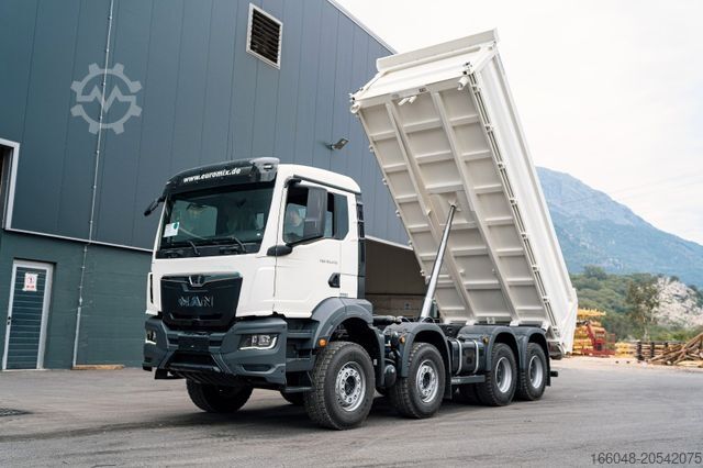 Tipper truck MAN TGS 35.480 BB 8X4 3-Seiten-Kipper EuromixMTP