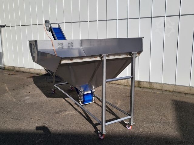 Elevator incline conveyor 290 x 25 cm  