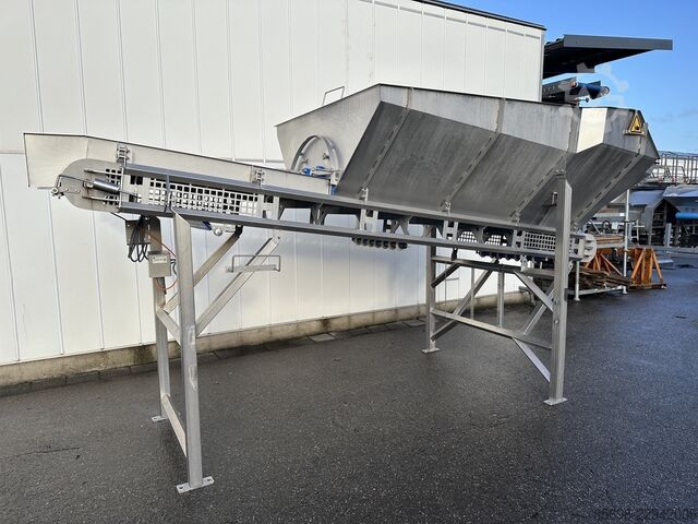 Innotec Systems dosing hopper conveyor 475 x 77 cm stainless steel INNOTEC-SYSTEMS 