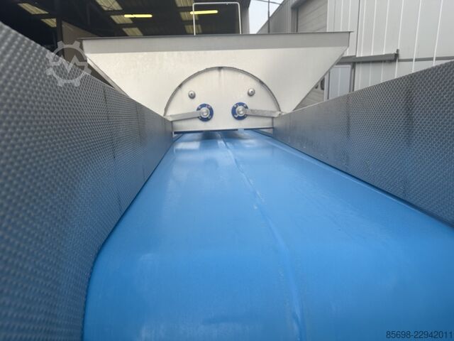Innotec Systems dosing hopper conveyor 490 x 77 cm stainless steel INNOTEC-SYSTEMS 