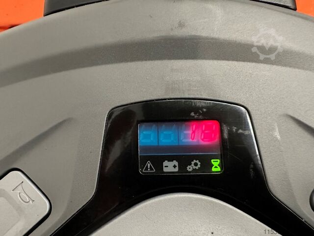 Low Level Order Picker Toyota OSE 250 - 18 Stunden !!!!