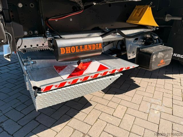 Box semitrailer KRONE Koffer-Sattelauflieger mit Ladebordwand