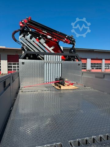 LKW mit Pritsche (offen) VOLVO FH500 6x4mit Fassi F545 2.27 JIB Winde sofort