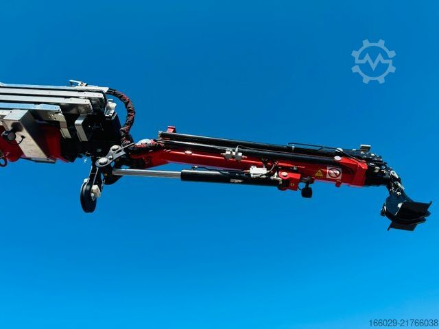 LKW mit Pritsche (offen) VOLVO FH500 6x4mit Fassi F545 2.27 JIB Winde sofort