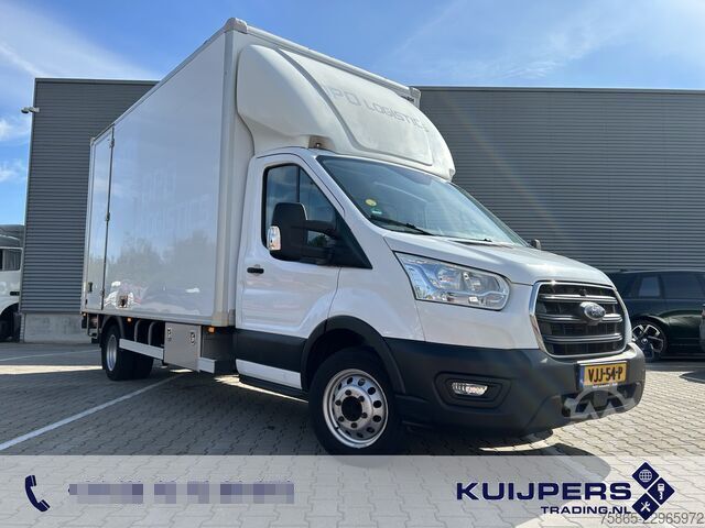 Closed box Ford Transit 2.0 TDCI Trend RWD / Box / Loadlift / F...