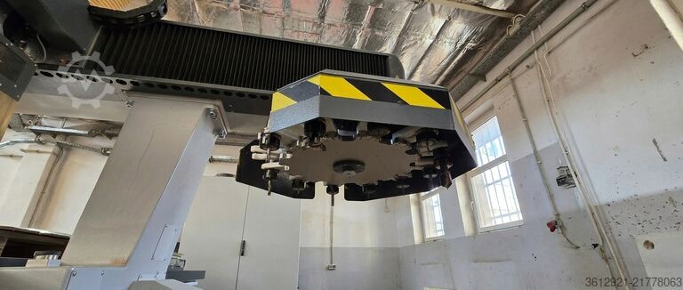 Machining center KiMLA BPF 2171