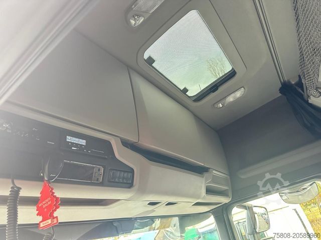 Standard tractor unit SCANIA S500 2Tanks 1200Liter Retarder Navi