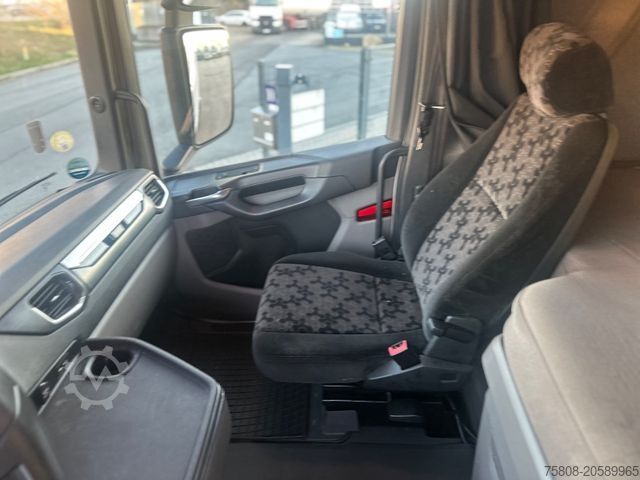 Standard tractor unit SCANIA S450 ADR EXII/EXIII/FL/AT PTO Retarder Xenon