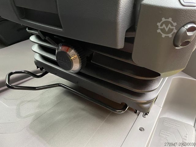 Panel van MAN TGE 3.180 L3H2 BF4 BEGLEITFAHRZEUG STANDHZ ACC