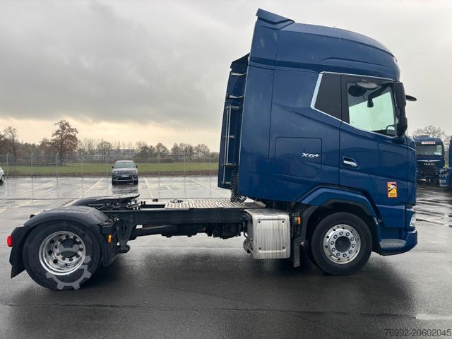 Standard tractor unit DAF XG+ 530 Retarder + PTO