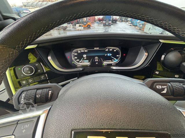 Standard tractor unit DAF XG+ 530 Retarder + PTO