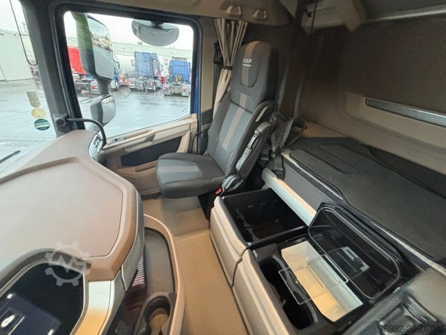 Standard tractor unit DAF XG+ 530 Retarder + PTO