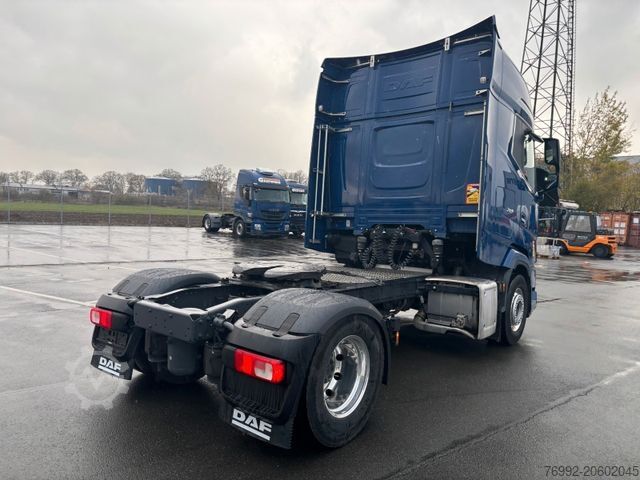 Standard tractor unit DAF XG+ 530 Retarder + PTO