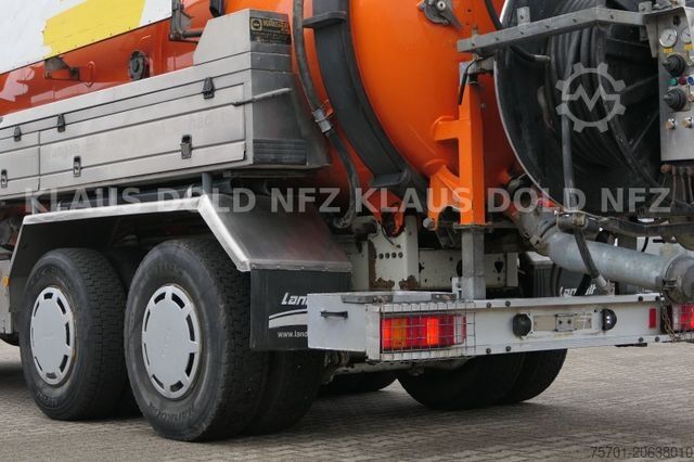 Vacuum tank truck MAN 26.402 Saugwagen Kamera Blattgefedert