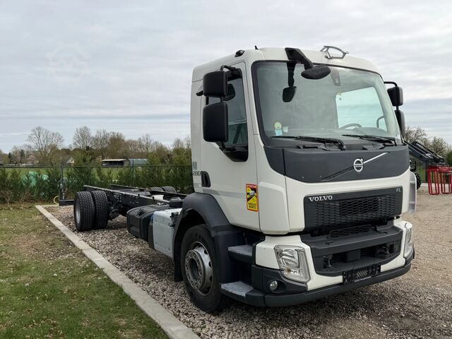 Chassis with cab Abarth 500 C