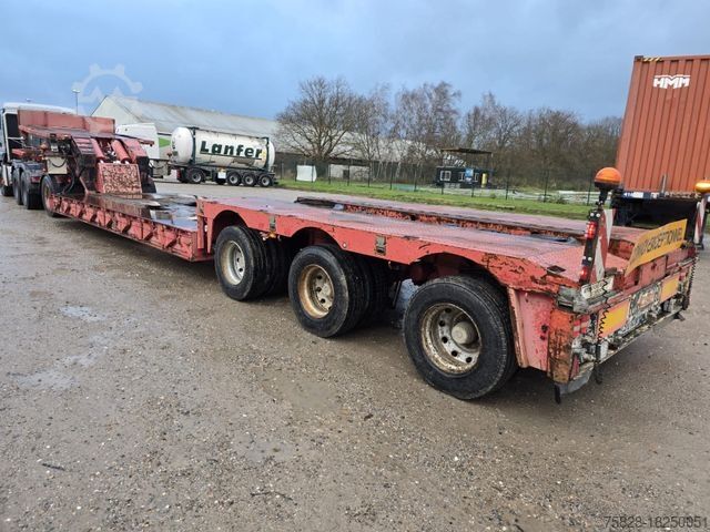 Low loader semitrailer NOOTEBOOM EURO-71-13 / 1+3 Achs / 73800 Kg GG.