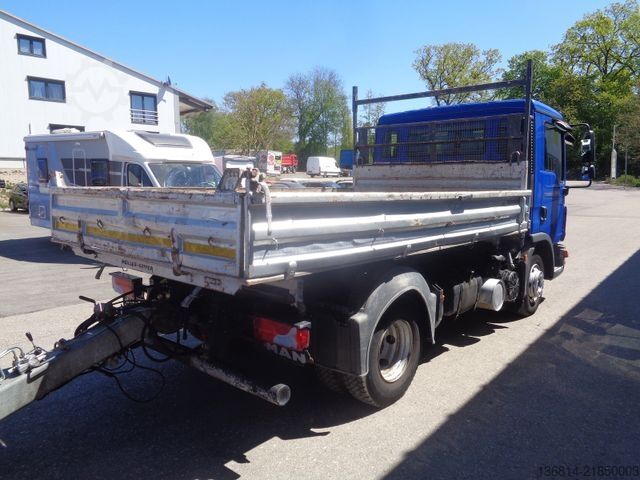 Three-sided tipper truck MAN TGL 8.220 4x2 BB Meiller AHK + Hydraulik
