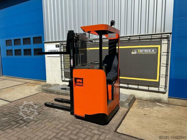 BT electric sit-down stacker, 2900mm, year 2016 BT SRE135