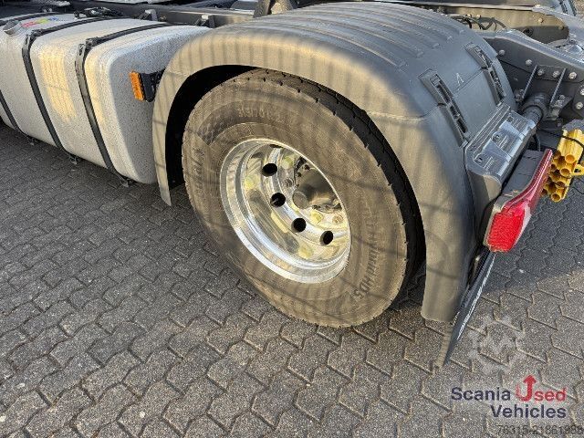 Hazardous materials truck Scania R 450 NA - ADR EX-III / FL - HIGHLINE - SCR ONLY