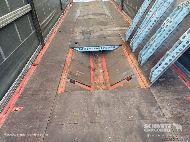 Open semitrailer with tarp Berger Curtainsider Mega