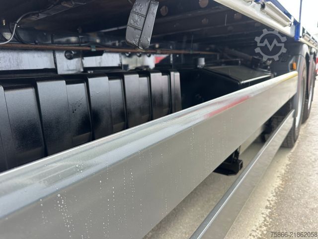 Flatbed truck MAN 26.480 TGS BLL 6x2 Palfinger PK 34.002 SH FlyJib