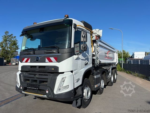 Tipper truck VOLVO FMX 500 8X4 Hinterkipper SchmitzCargobull 16,2m3