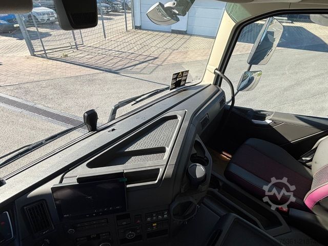 Tipper truck VOLVO FMX 500 8X4 Hinterkipper SchmitzCargobull 16,2m3