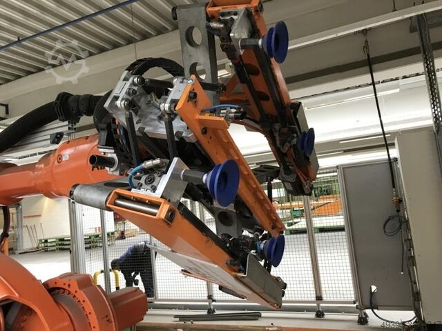 Vakuum-Hebegerät, Vakuumheber; Sonderanfertigung als Handlinggerät für einen Industrieroboter, Vakuu PIAB