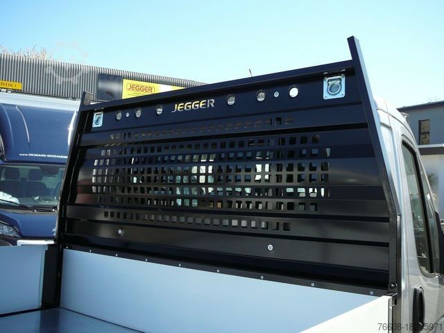 Tipper van PEUGEOT Boxer Pritsche 3 Seiten Kipper Premiumaufbau