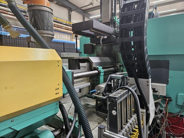 Injection molding machine Arburg Allrounder 630 S 2500-1300