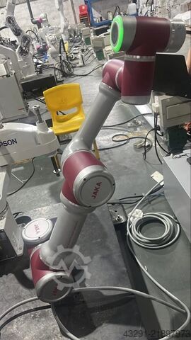 Industrial robot Cobot JAKA ZU 7 CAB12