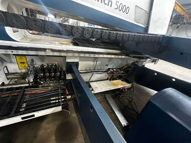 Punching and nibbling machine TRUMPF TruPunch 5000 S01