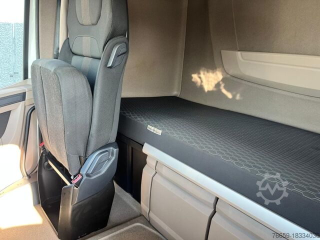 Standard SZM DAF XG 480 FT