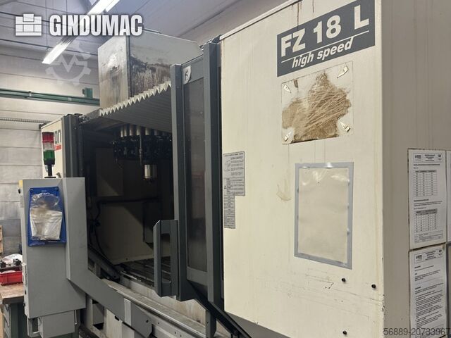 VERTIKALES BEARBEITUNGSZENTRUM CHIRON FZ 18 L