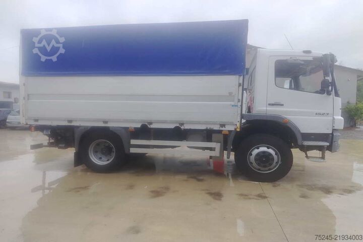 Flatbed truck with tarp Mercedes-Benz Atego 1523 4X4