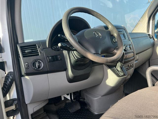 Transporter mit Koffer MERCEDES-BENZ Sprinter 316 AUTOMATIK KLIMA WEBASTO LADEBORD