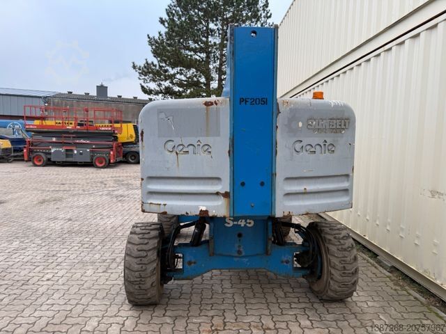 Arbeitsbühne GENIE S45 / 4x4 Diesel / 15.7 Meter / 2015 BJ