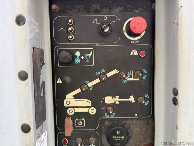 Arbeitsbühne GENIE S45 / 4x4 Diesel / 15.7 Meter / 2015 BJ