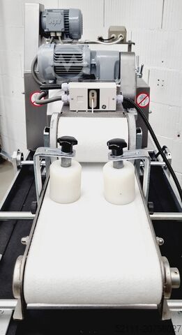 Hörnchenwickelmaschine Universum LWT 3/600