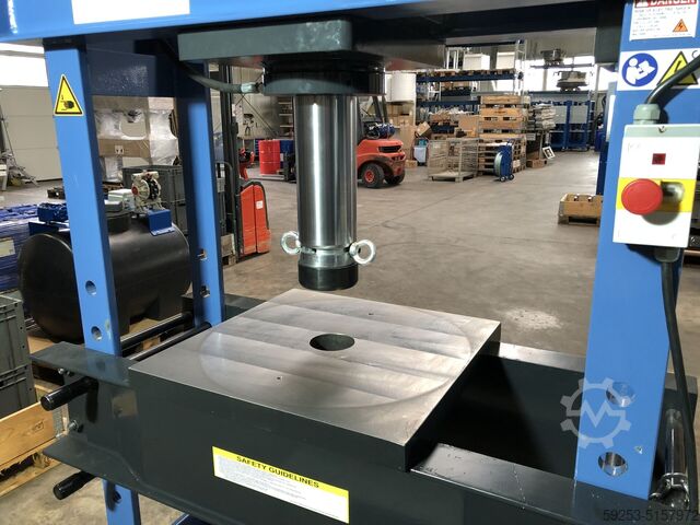 Hydraulic press machine workshop Tigermetal Hydraulische Werkstattpresse 100 Tonnen