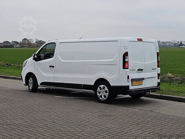 Hochdachkombi RENAULT TRAFIC 2.0 DCI L2H1 Navi Euro6 NAP!