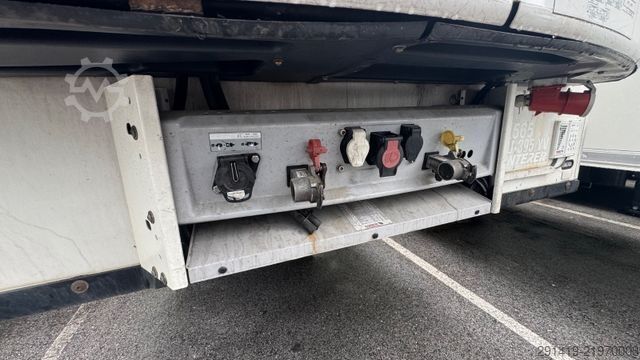 Reefer semitrailer SCHMITZ CARGOBULL SCB S3B Kühlkoffer Bj 2020