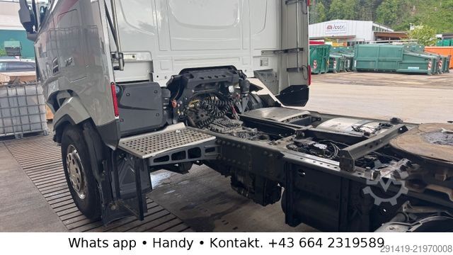 Hazardous materials truck DAF XF 480 FT 4x2 Zugmaschine Bj 2023