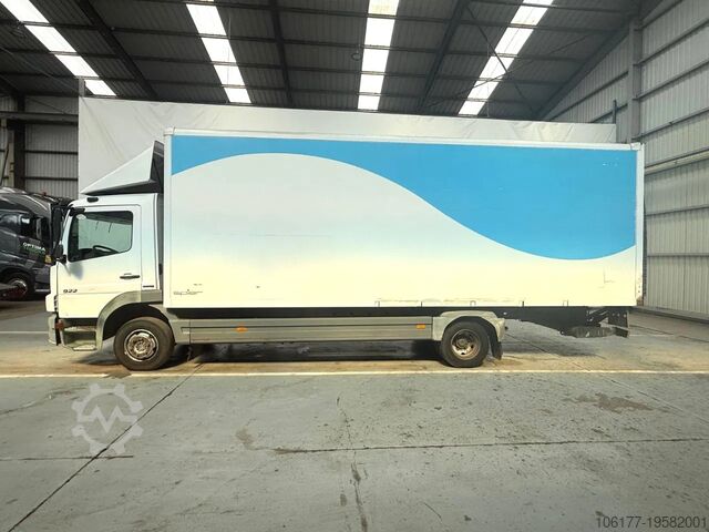 Suitcase Mercedes-Benz Atego 922 DAUTEL LIFT / HAYON / BLATT-BLATT/LAM...