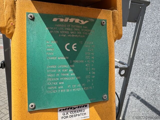 Niftylift Nifty HR12 NE Articulating Boom Lift 4x2 Electric 2012 12m Working Height NIFTYLIFT HR12 NE Knikarmhoogwerker 4x2 Elektrisch 2012 12M werkhoogte