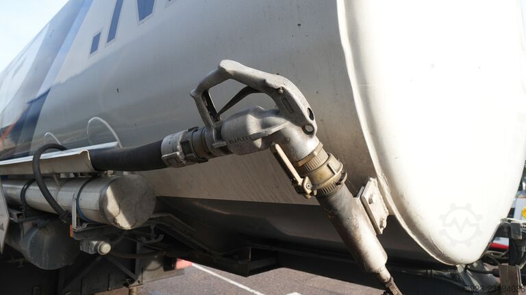 DIJSSEL 1 axle adr fuel tank trailer 24.000ltr DIJSSEL 1 axle adr fuel tank trailer 24.000ltr